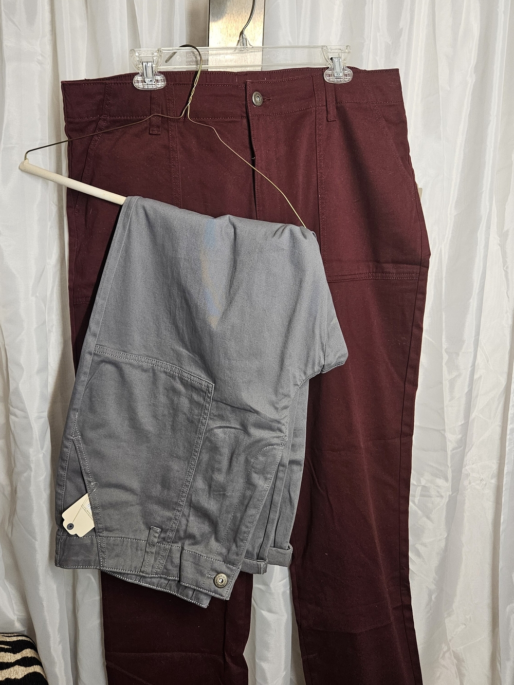 St. John's Bay 3 Pair NWT Cropped Cargo Pants in Burgundy & Gray & OLIVE